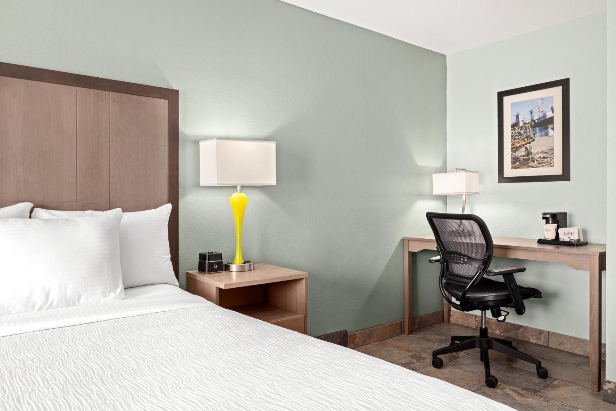 La Quinta By Wyndham Newport Ξενοδοχείο Εξωτερικό φωτογραφία