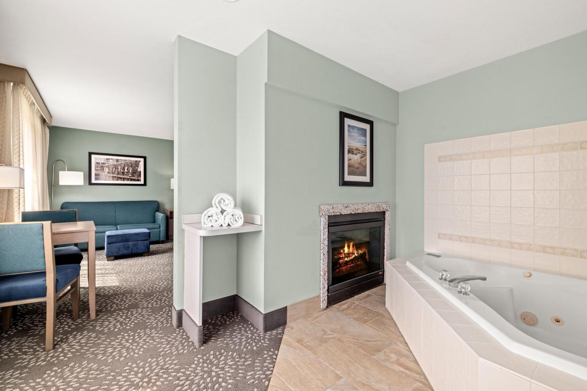 La Quinta By Wyndham Newport Ξενοδοχείο Εξωτερικό φωτογραφία