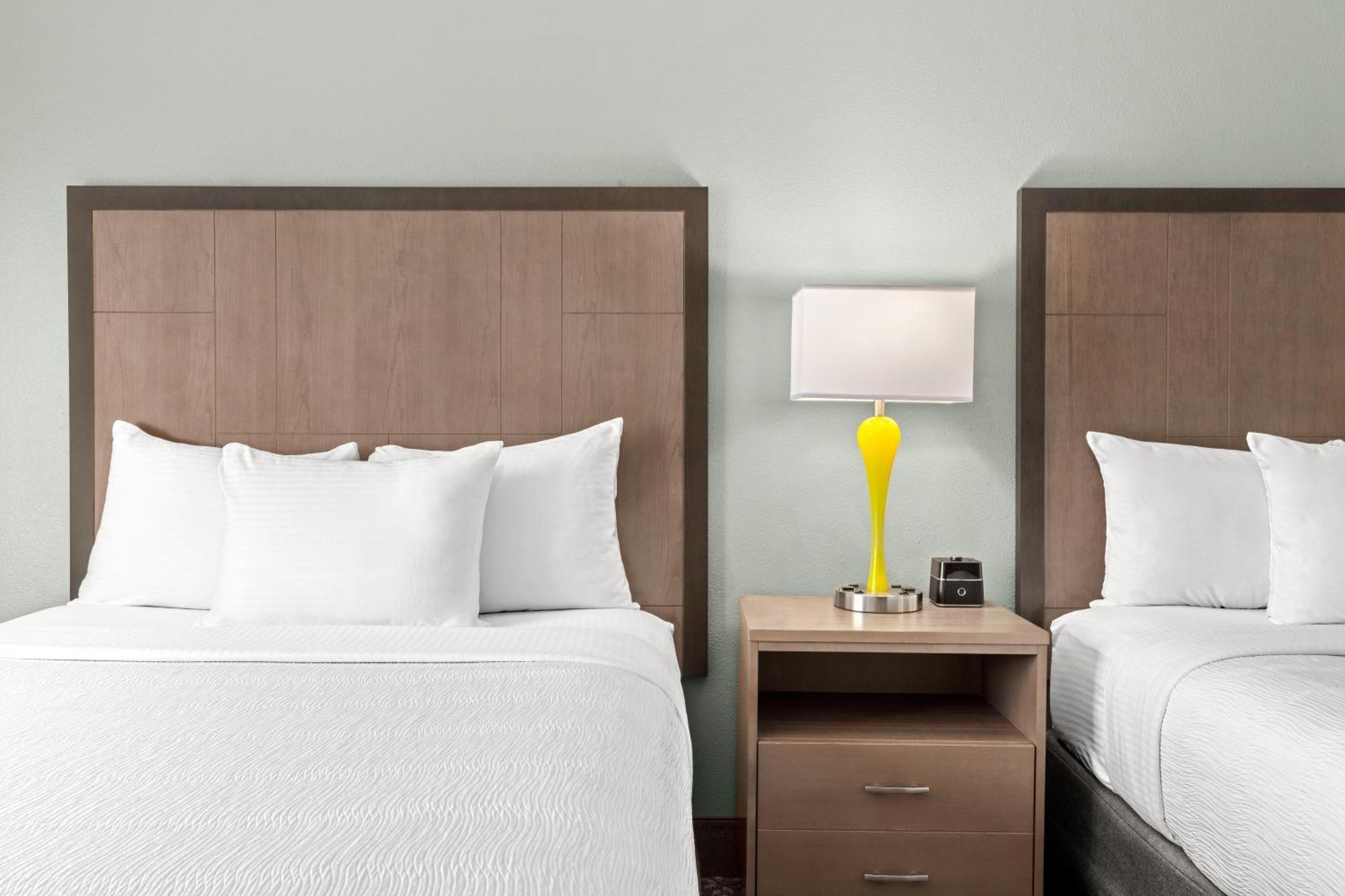 La Quinta By Wyndham Newport Ξενοδοχείο Εξωτερικό φωτογραφία